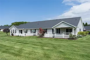 2765 Doral Cir SE, Massillon, OH 44646 - Photo 7