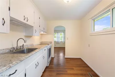 1721 Broad Avenue NW, Canton, OH 44708 - Photo 11