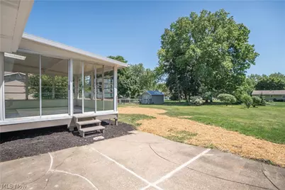 3648 Mulberry Street NW, Uniontown, OH 44685 - Photo 39