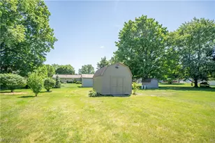 3648 Mulberry St NW, Uniontown, OH 44685 - Photo 41