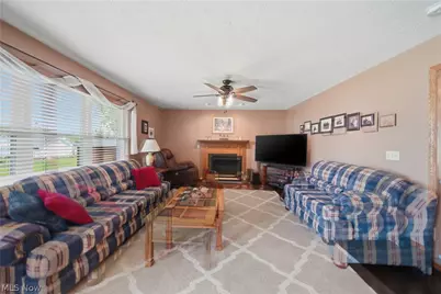 3061 Bucklers Street NW, Uniontown, OH 44685 - Photo 11