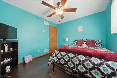 3061 Bucklers Street NW, Uniontown, OH 44685 - Photo 35