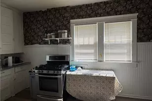 139 Hollinger Ave, Akron, OH 44302 - Photo 11