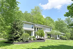 2239 Edgeview Dr, Hudson, OH 44236 - Photo 3