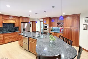 2239 Edgeview Dr, Hudson, OH 44236 - Photo 11