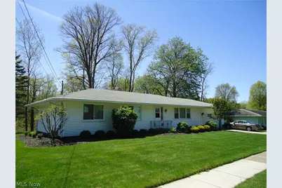 166 W Garwood Drive, Tallmadge, OH 44278 - Photo 1