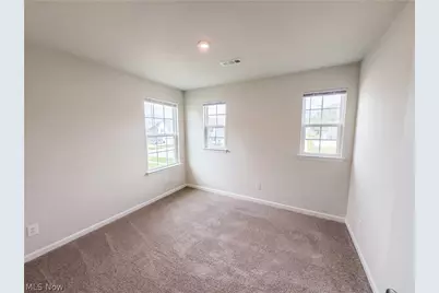 1594 Slick Rock Drive, Painesville, OH 44077 - Photo 7