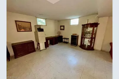 1591 Elberta Avenue SW, North Canton, OH 44709 - Photo 17
