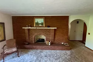1591 Elberta Ave SW, North Canton, OH 44709 - Photo 9