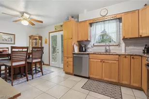 3955 Dunbar St, Austintown, OH 44515 - Photo 5