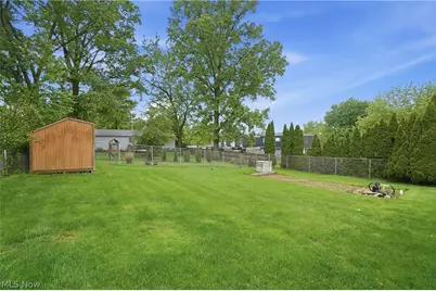 3955 Dunbar Street, Austintown, OH 44515 - Photo 41