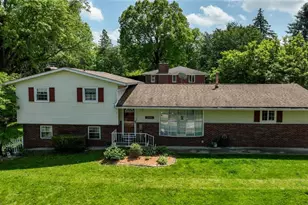 12460 Amber Cir NW, Uniontown, OH 44685 - Photo 1