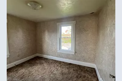 1526 Bryan Avenue SW, Canton, OH 44706 - Photo 7