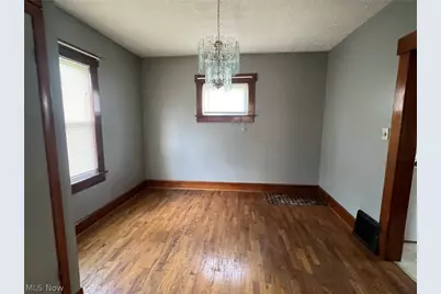 1526 Bryan Avenue SW, Canton, OH 44706 - Photo 3