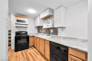 3214 W 61st St, Loveland, OH 44102 - Photo 11