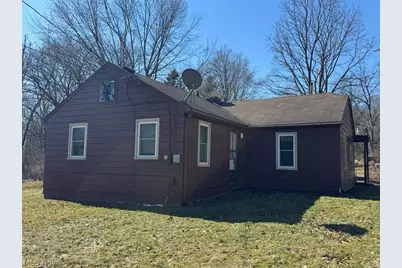 2160 Ingersoll Drive, Akron, OH 44320 - Photo 1