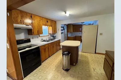 2160 Ingersoll Drive, Akron, OH 44320 - Photo 17