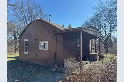 2160 Ingersoll Drive, Akron, OH 44320 - Photo 7