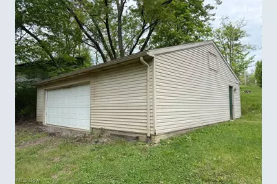 2087 Vesper Road SW, Carrollton, OH 44615 - Photo 3