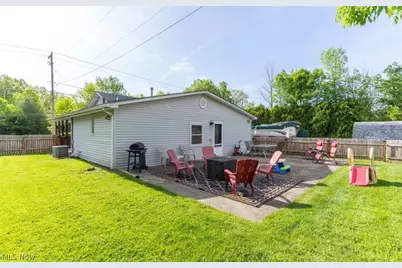 259 River Road NE, Lake Milton, OH 44429 - Photo 9
