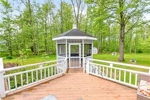 9103 Lake in the Woods Trail, Chagrin Falls, OH 44023 - Photo 33