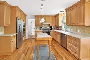 9103 Lake in the Woods Trail, Chagrin Falls, OH 44023 - Photo 11