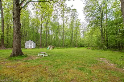 9103 Lake in The Woods Trail, Chagrin Falls, OH 44023 - Photo 37