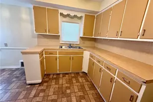 575 Noble Ave, Akron, OH 44320 - Photo 5