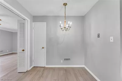 2915 Snow Road #2/UP, Parma, OH 44134 - Photo 5