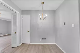 2915 Snow Rd, Parma, OH 44134 - Photo 5