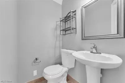 2915 Snow Road #2/UP, Parma, OH 44134 - Photo 23