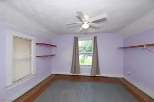 2221 9th St SW, Akron, OH 44314 - Photo 23