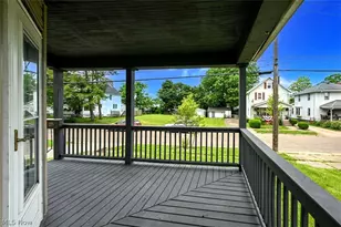 2221 9th St SW, Akron, OH 44314 - Photo 27
