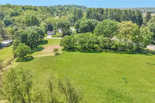 1539 Greensburg Rd, Uniontown, OH 44685 - Photo 7