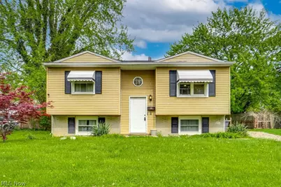 371 Washington Circle, Oberlin, OH 44074 - Photo 1