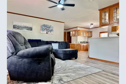 207 Polaris, Dover, OH 44622 - Photo 7