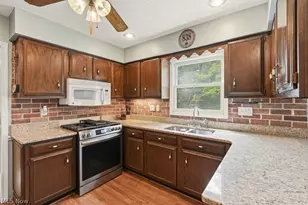 838 Glencrest Rd, Northfield, OH 44067 - Photo 5