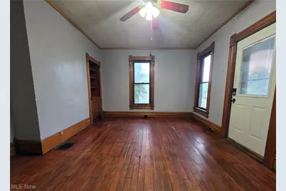 327 N 2nd Street, Coshocton, OH 43812 - Photo 19