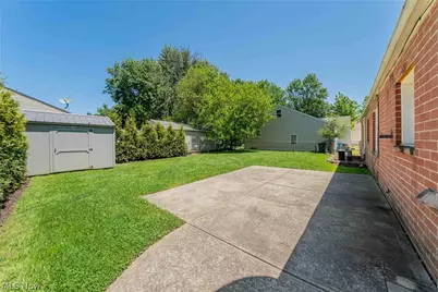 34429 Beach Park Drive, Eastlake, OH 44095 - Photo 9