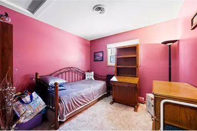 311 Parkway Drive, Eastlake, OH 44095 - Photo 17