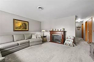 311 Parkway Dr, Eastlake, OH 44095 - Photo 5