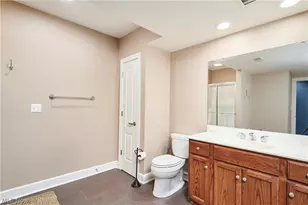 929 Hidden Valley Dr, Wadsworth, OH 44281 - Photo 37
