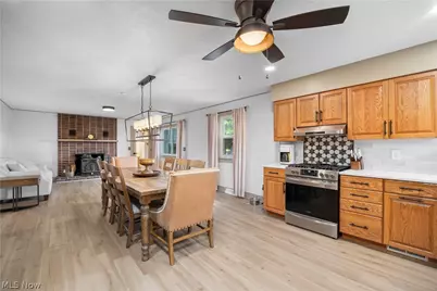 835 Columbia Drive, Amherst, OH 44001 - Photo 21