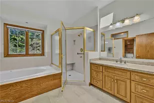 9155 Woods Way Dr, Kirtland, OH 44094 - Photo 21