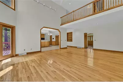 9155 Woods Way Drive, Kirtland, OH 44094 - Photo 9