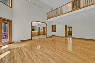 9155 Woods Way Dr, Kirtland, OH 44094 - Photo 9