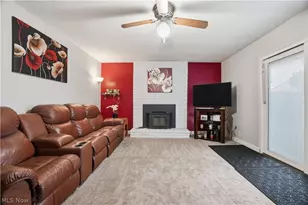 36515 Starboard Dr, Eastlake, OH 44095 - Photo 11