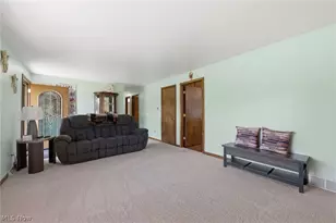 4676 Parkman Rd NW, Worthington, OH 44470 - Photo 7