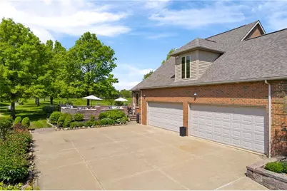6182 Bertram Avenue NW, Canton, OH 44718 - Photo 41