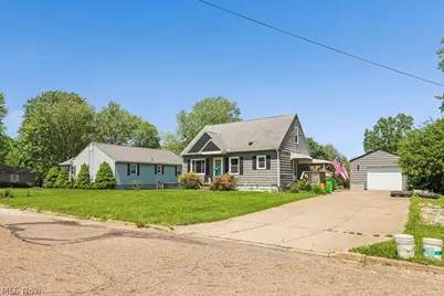 1545 Ries Street, Barberton, OH 44203 - Photo 3